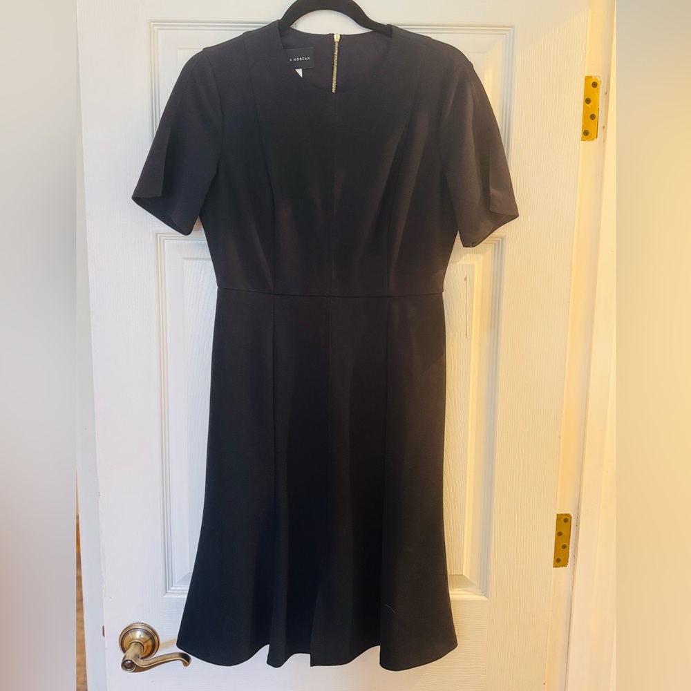 Donna Morgan marine navy blue back zip Short Sleeve Dress